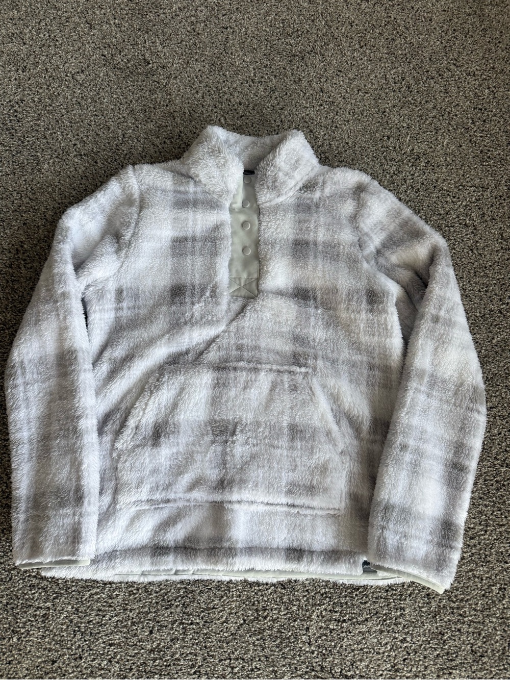 Cozy Plush Half-Snap Pullover - Light Gray & Cream